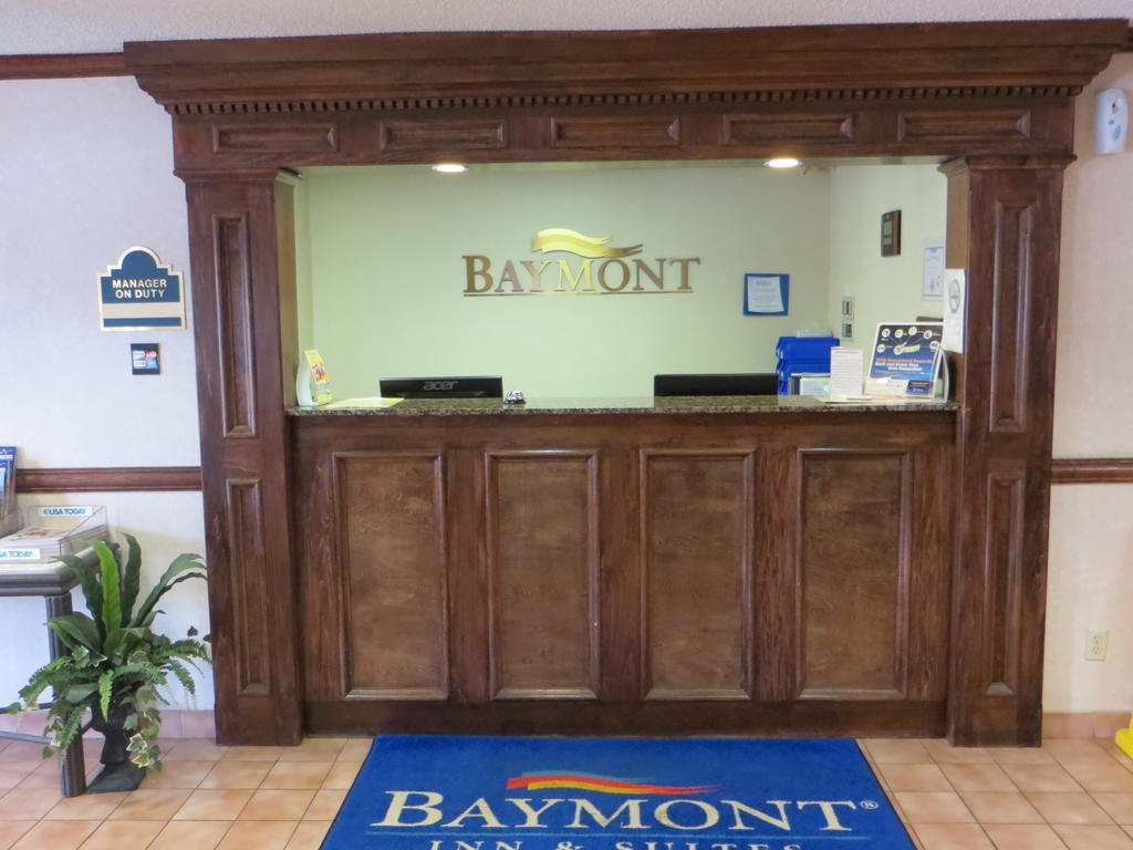 Baymont By Wyndham Kalamazoo West Exteriör bild
